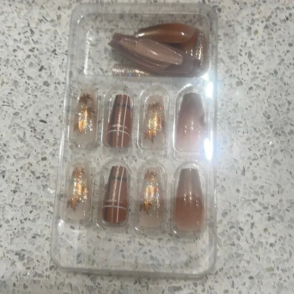 Fall Leaf Brown Stripes Press On Nails Ballerina/Coffin style- 24 pcs - Picture 1 of 3
